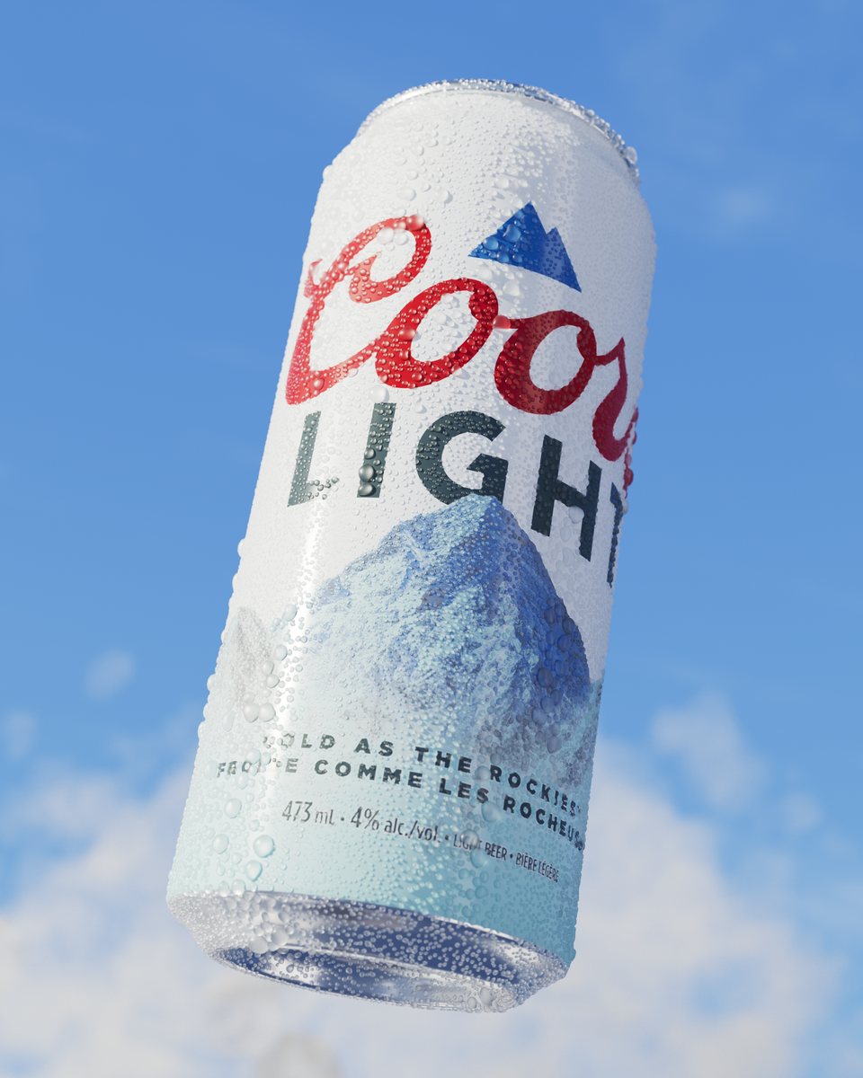 Canette Coors Light couverte de condensation, gros plan